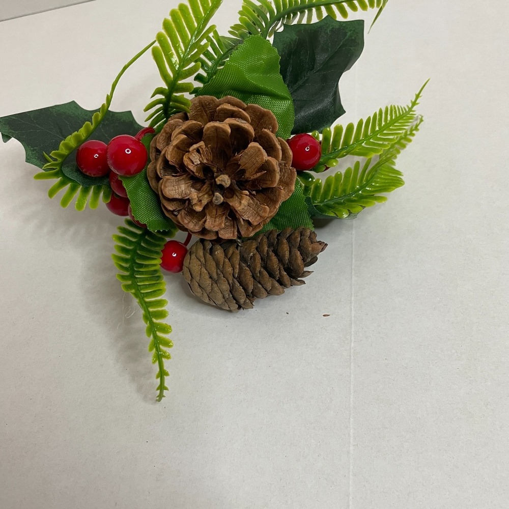 Holiday Napkin Rings Pinecone Farmhouse Table Decor Greenery Berry Set 6